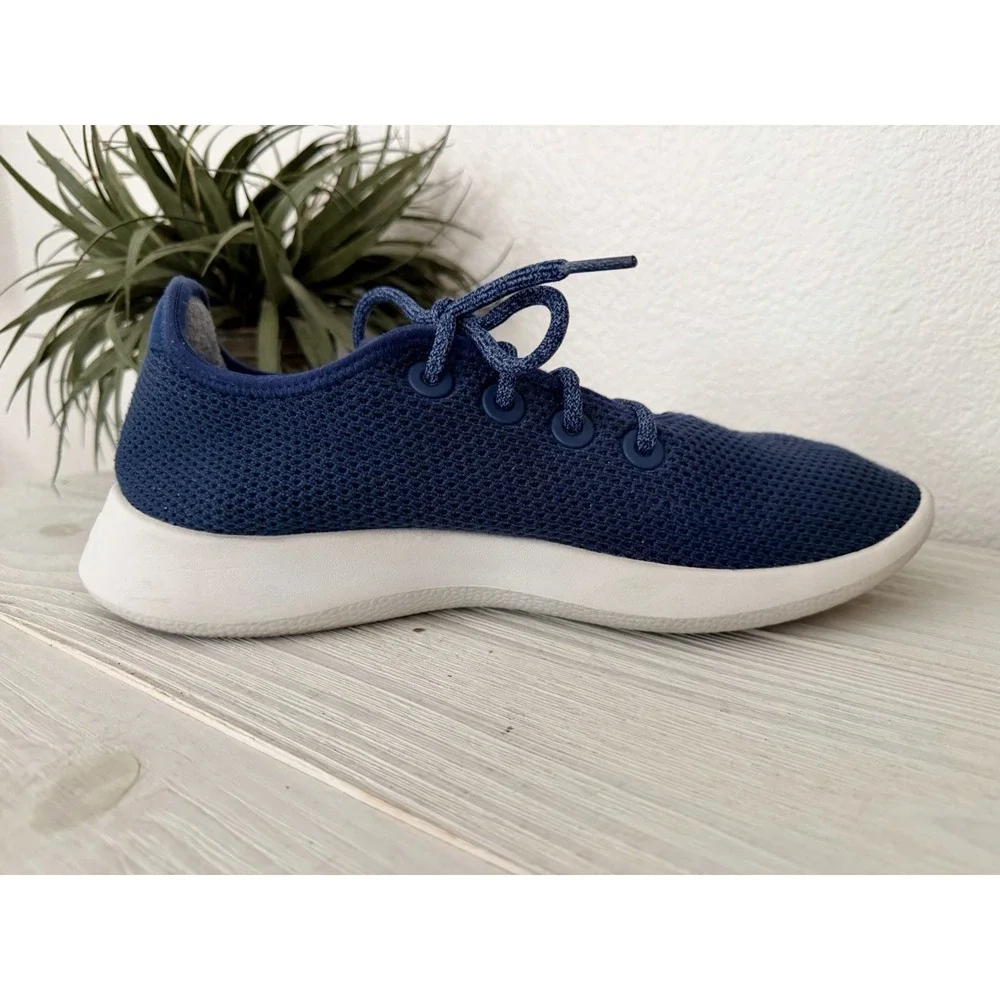 Allbirds Mens Tree Runner Size 10 Blue Sneaker Shoes Casual Comfort Eco Friendly